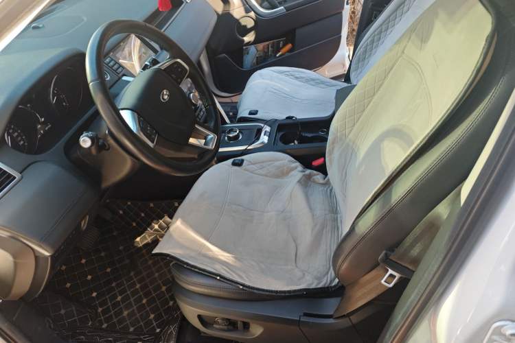 Used Land Rover Discovery Sport 2019 240 PS SE Version China V Standard