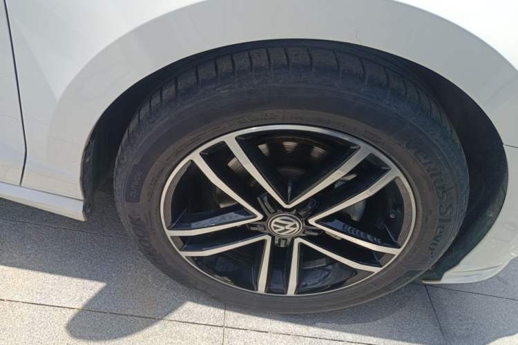 Used Volkswagen Lamando 2021 280TSI DSG Comfort Edition
