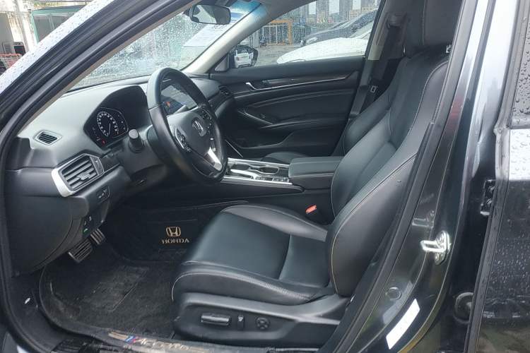 Used Honda Accord 2022 260TURBO Phantom Night · Prestige Edition
