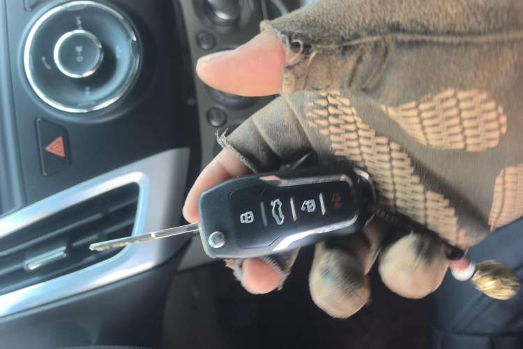 Used Ford Focus 2012 Sedan 1.6L Manual Comfort Model
