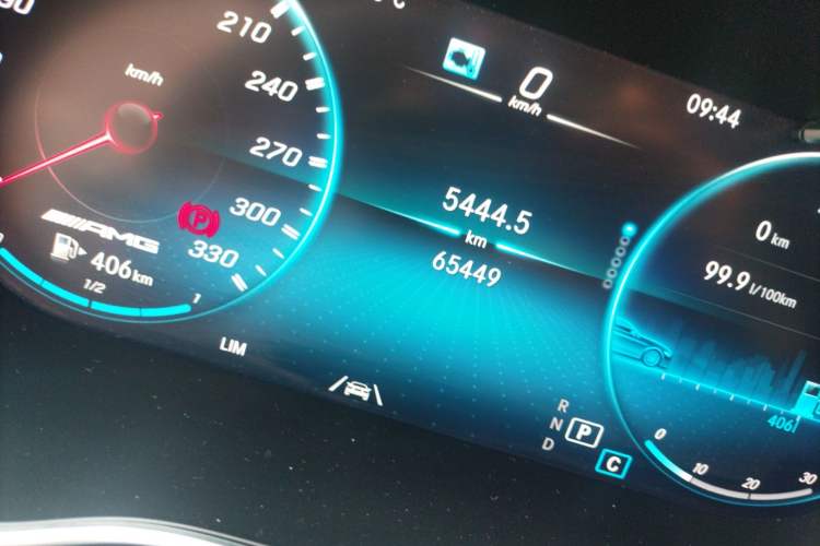 Used Mercedes-Benz GLC AMG 2022 Facelifted AMG GLC 63 4MATIC+ Odometer Close Up