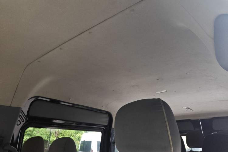 Used Foton Toano 2021 2.0T Manual Tongtu Extended-Wheelbase Mid-Roof 5/6/7-Seater 4F20TC3