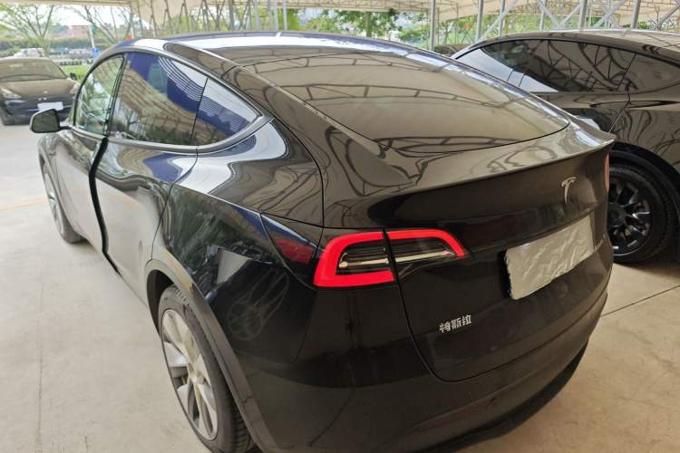 Used Tesla Model Y 2022 Revised Version Rear-Wheel Drive Exterior 2