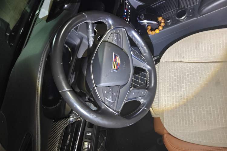 Used Cadillac CT6 2021 28T Luxury Version Steering Wheel