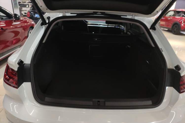 Used Volkswagen FAW-Volkswagen CC 2024 Estate Car 380TSI Hunter's Heart All-Encompassing Edition
