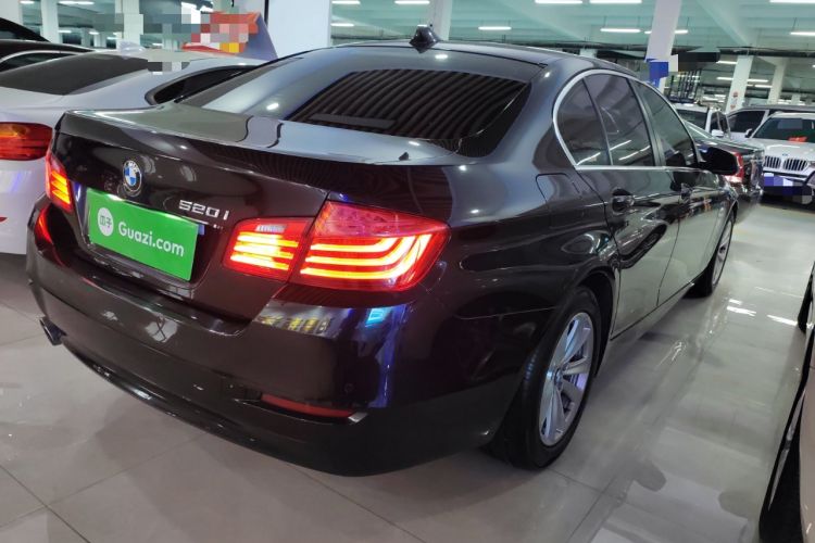 Used BMW 5 Series 2015 520i Elegant Edition
