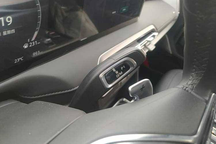 Used SAIC MAXUS Xingji X 2025 2.5T Luxury Edition
