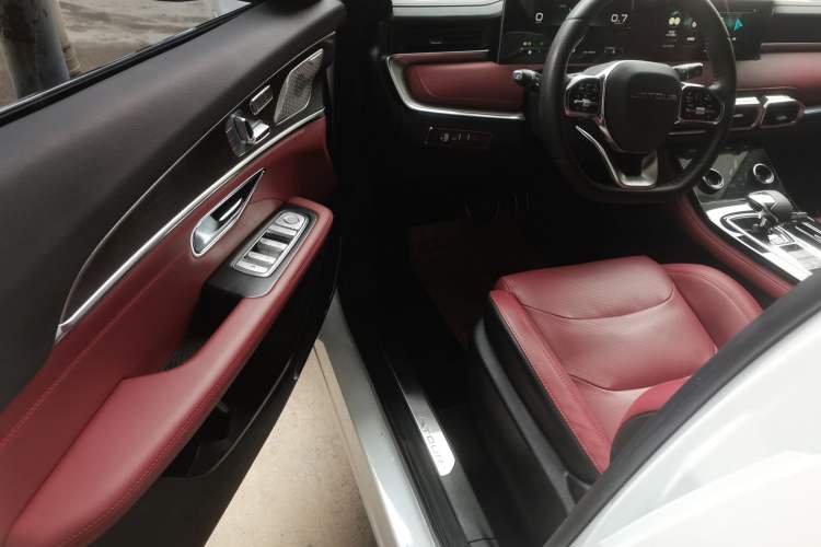 Used JETOUR X70 2021 Zhuge 1.6T DCT Junshi 7-Seater