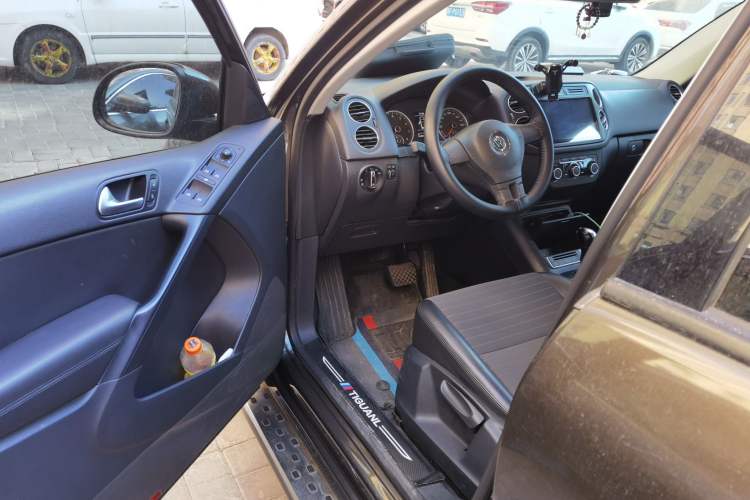 Used Volkswagen Tiguan 2013 1.8TSI Automatic Two-Wheel Drive Trend Edition Driver Seat