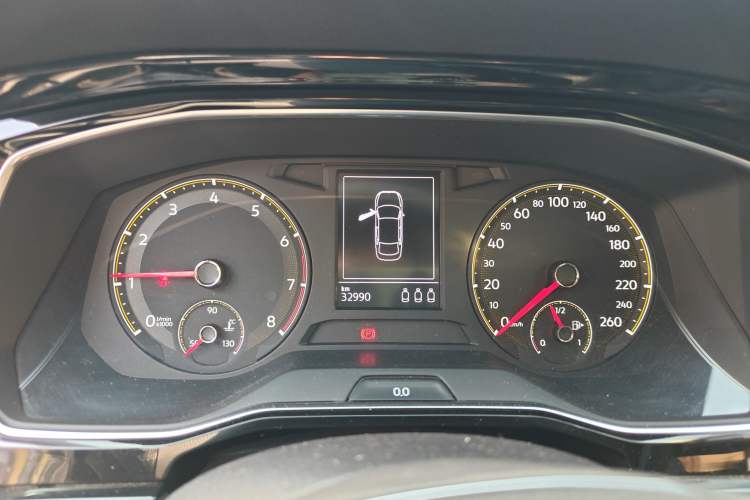 Used Volkswagen Sagitar 2019 280TSI DSG Luxury Version China VI Standard Instrument Cluster