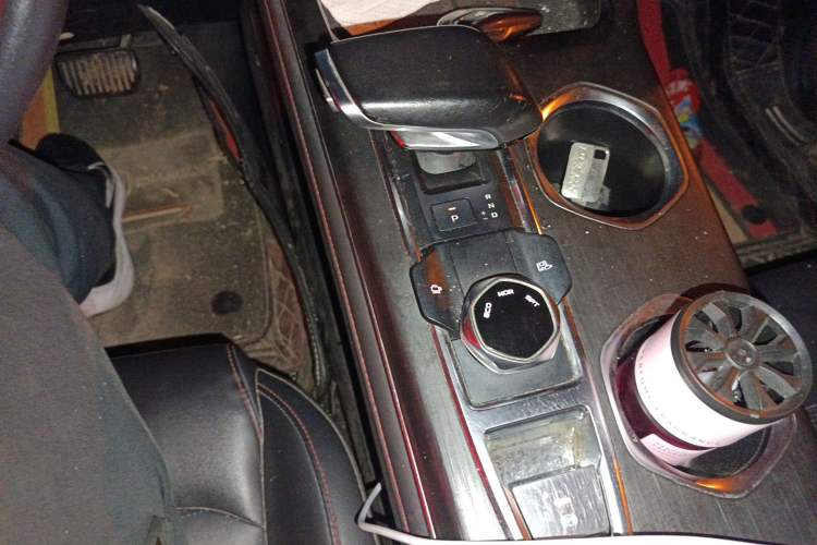 Used CHANGAN CS55PLUS 2022 2nd Generation 1.5T DCT Prestige Version Gear Lever