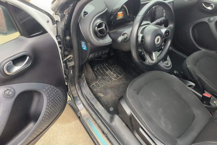 Used smart forfour 2018 1.0L 52kW Passion Edition