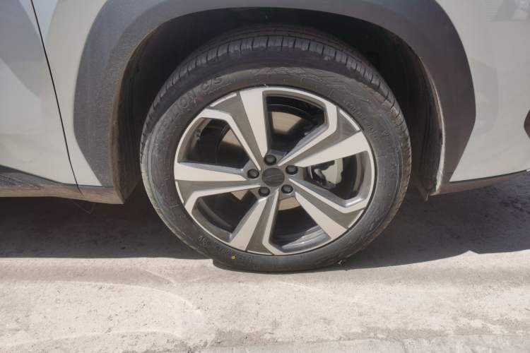 Used Geely Auto FX11 2025 4th Generation 1.5TD DCT - Shanhe Right Front Wheel Hub