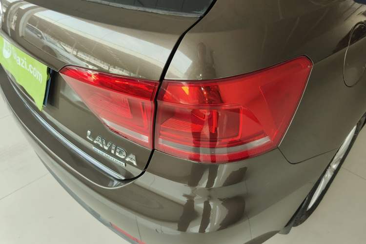 Used Volkswagen Gran Lavida 2013 1.6L Automatic Comfort Model