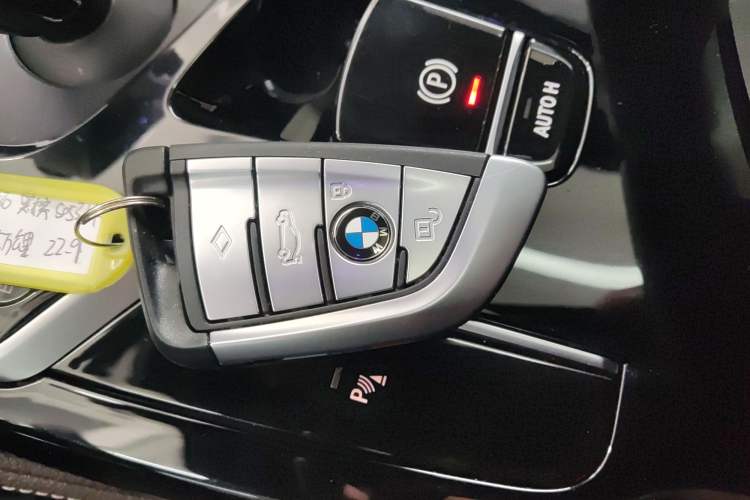 Used BMW 5 Series 2022 Restyled 530Li Leading Edition M Sport Package