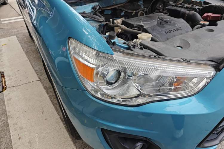 Used Mitsubishi ASX 2013 1.6L Manual Two-Wheel Drive Standard Edition
