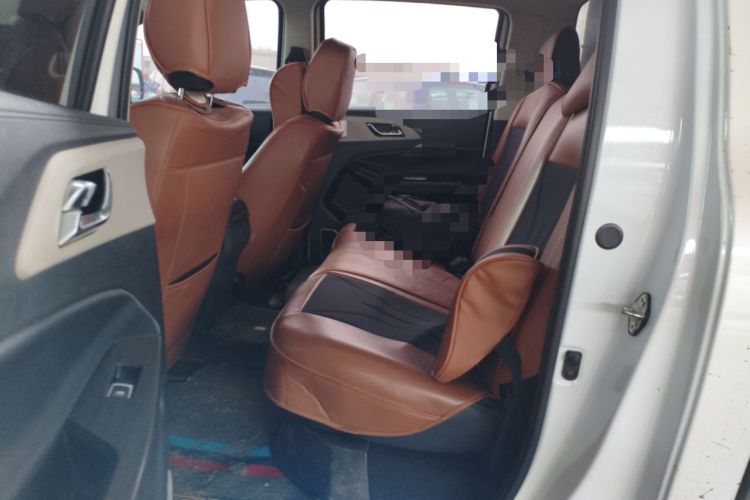 Used JMC Yuhu 7 2023 2.0T Automatic Diesel 4x4 Comfort Plus Long Wheelbase Left Rear Seat