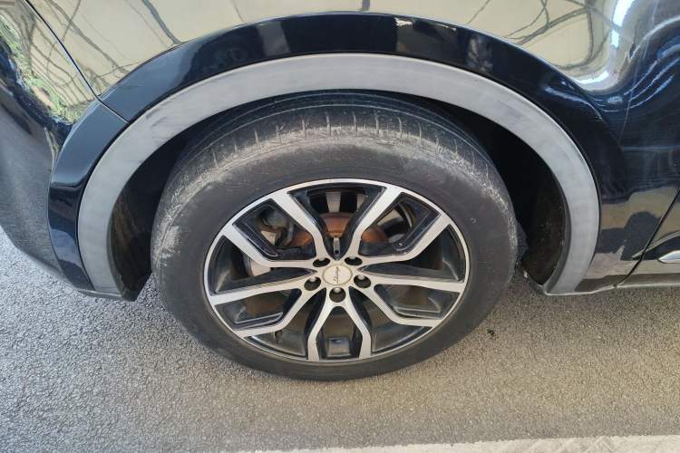 Used Zotye Domy X7 2017 1.8T Manual Luxury Model