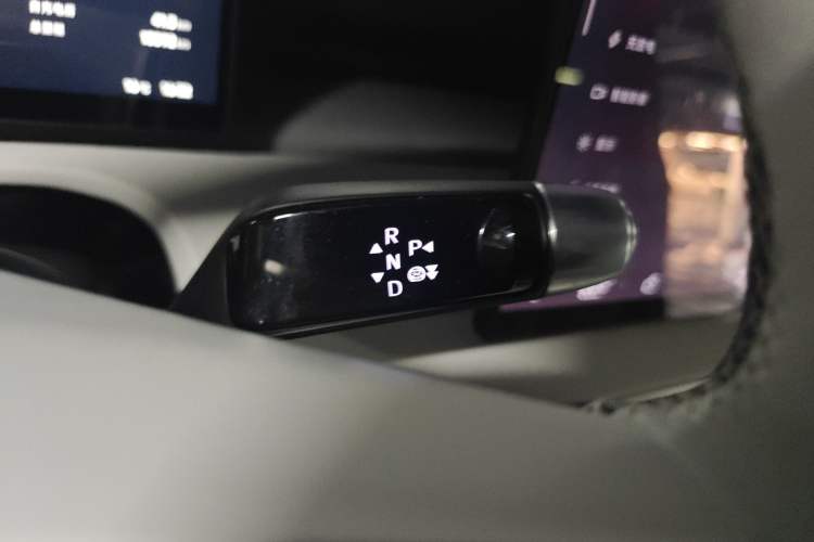 Used XPeng X9 2024 702 Ultra-Long Range Max