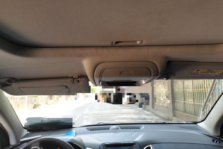 Used Chevrolet Equinox 2019 535T Automatic Lingjie Edition China VI Standard Headliner