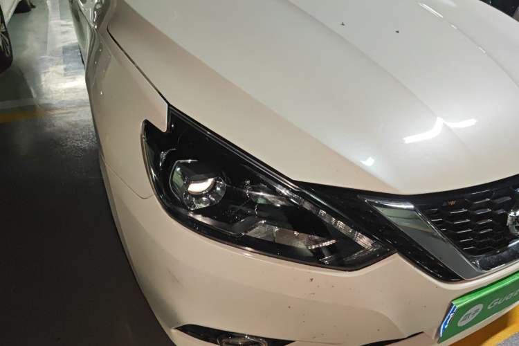 Used Nissan Sylphy 2019 1.6XV CVT Smart Connect Luxury Edition China V Standard Right Front Headlight