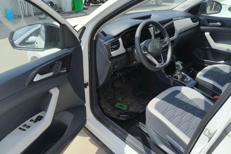 Used Volkswagen Tharu 2025 New Sharp 1.5L Ambitious Edition
