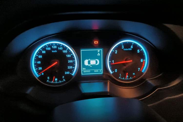 Used Brilliance V5 2014 1.5T Automatic Two-Wheel Drive Sport Model
