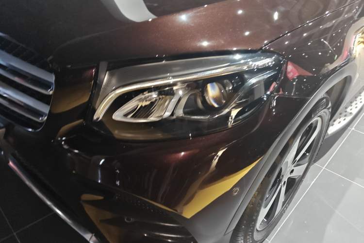 Used Mercedes-Benz GLC 2019 Facelift GLC 260 L 4MATIC Luxury Model