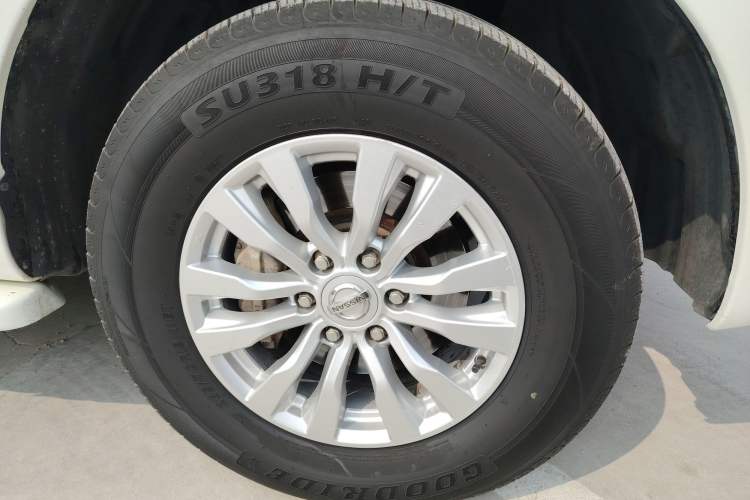 Used Nissan Patrol 2017 4.0L Parallel Import Right Front Wheel Hub