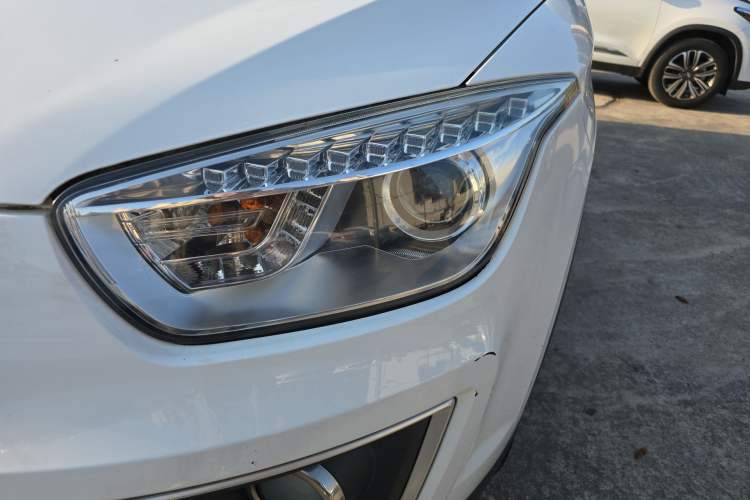 Used Bestune X80 2016 2.0L manual Comfort trim level