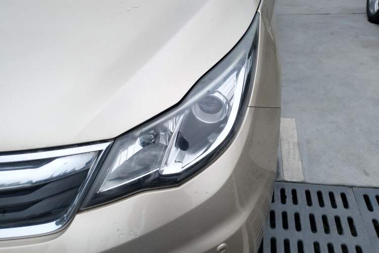 Used CHANGAN KAICHENG Oushang A600 2016 1.5L Manual Luxury 7-Seater Left Front Headlight