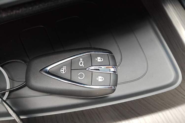 Used Changan X7 PLUS 2024 1.5T Automatic Luxury 7-Seater