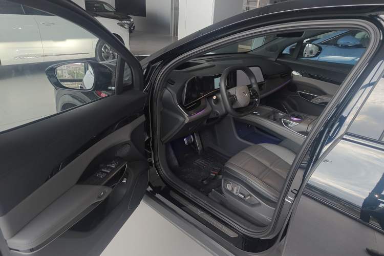 Used Hongqi Tiangong 08 2025 680 Ultra Four-Wheel-Drive Version