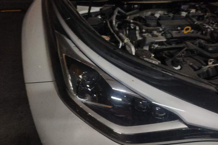 Used Toyota C-HR 2023 2.0L Luxury Edition Right Front Headlight