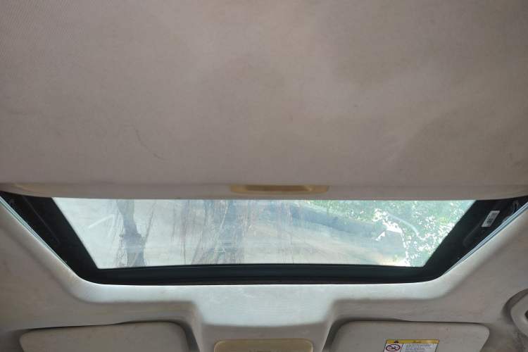 Used SWM X7 2016 1.5T Manual Luxury Edition 7 Seats Headliner