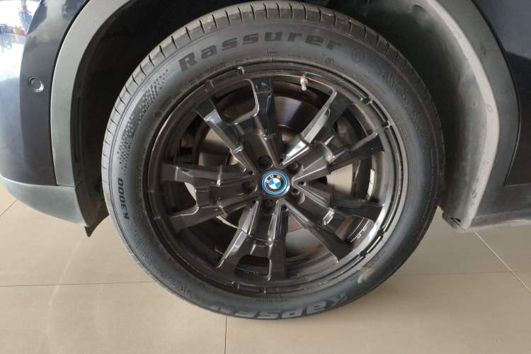 Used BMW iX3 2021 Leading Model
