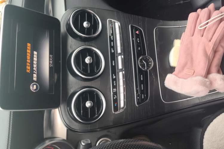 Used Mercedes-Benz C-Class 2015 Restyled C 180 L Sport Edition
