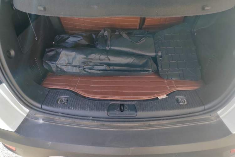 Used Buick Encore 2014 1.4T Automatic All-Wheel-Drive Flagship Edition
