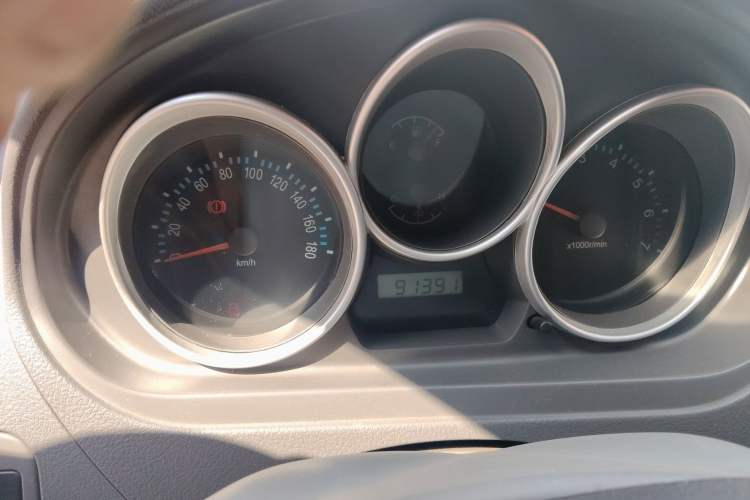 Used FAW Weizhi V2 2010 1.3L Manual Luxury Version
