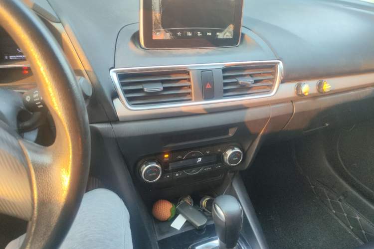 Used Mazda 3 Axela 2016 Sedan 1.5L Automatic Luxury Model Audio And AC Panel