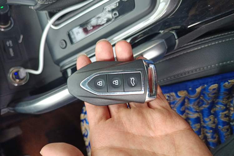 Used Zotye SR7 2017 1.5T CVT Cube Heart Edition
