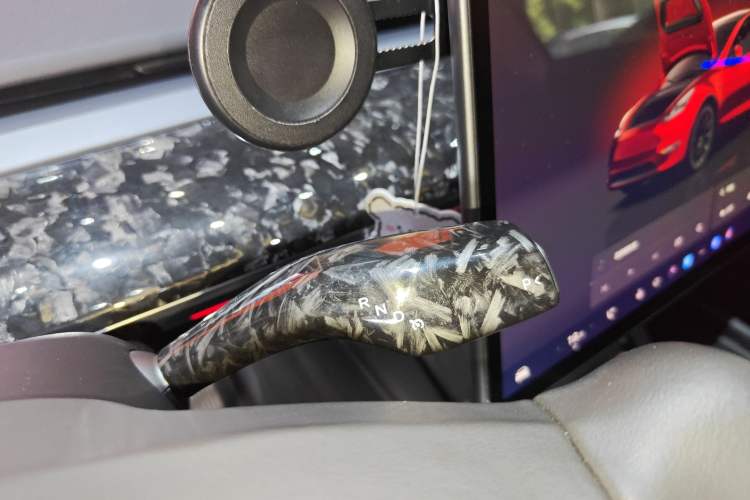 Used Tesla Model Y 2022 Rear-Wheel-Drive Version