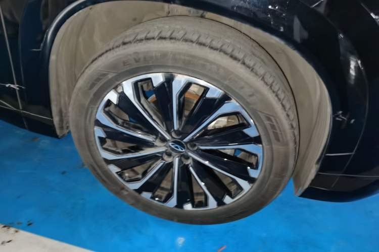 Used Chery Tiggo 9 2023 2.0T Dual-Clutch Two-Wheel Drive Luxury Edition 5 Seats
