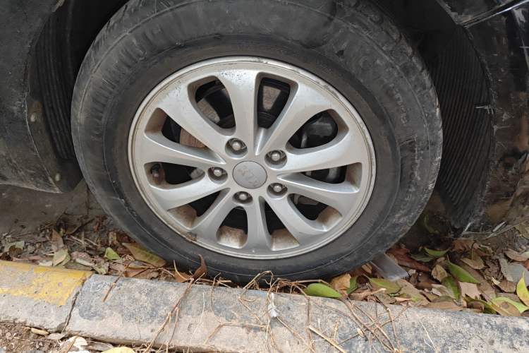 Used Kia K3 2013 1.6L Manual GL