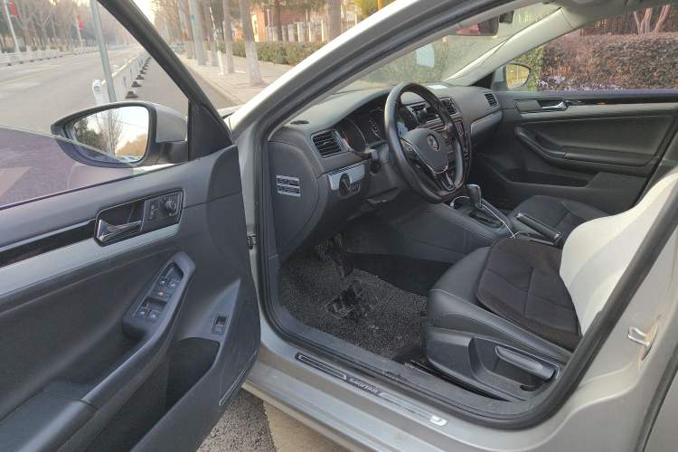 Used Volkswagen Sagitar 2017 1.6L Automatic Comfort Model