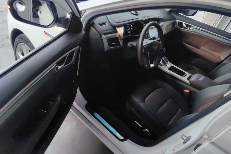 Used Geely Auto Emgrand GL 2017 1.3T DCT Luxury Model Driver Seat