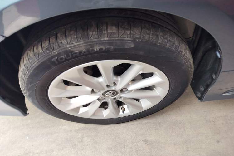 Used Toyota Corolla 2021 Dual-Motor 1.8L E-CVT Elite Edition