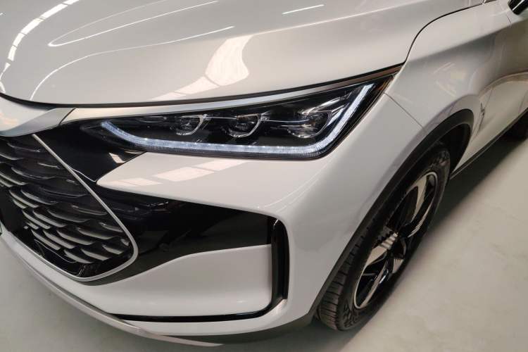 Used BYD Tang New Energy 2024 DM-i Glory Edition 112KM Prestige Model
