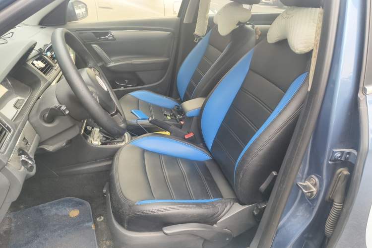 Used Volkswagen Lavida 2013 1.4TSI DSG Comfort Edition Left Front Seat