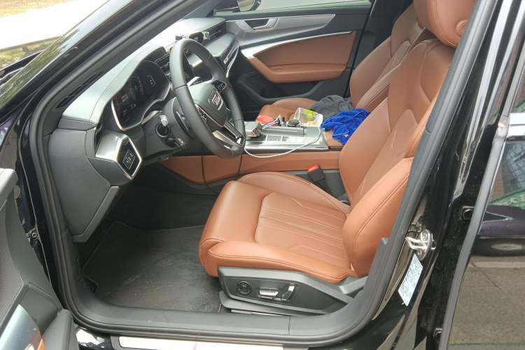 Used Audi A6L 2025 Revised 40 TFSI Luxury Dynamic Edition Left Front Seat